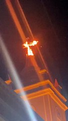 Incêndio atinge cruz fixada em torre de igreja em Missão Velha