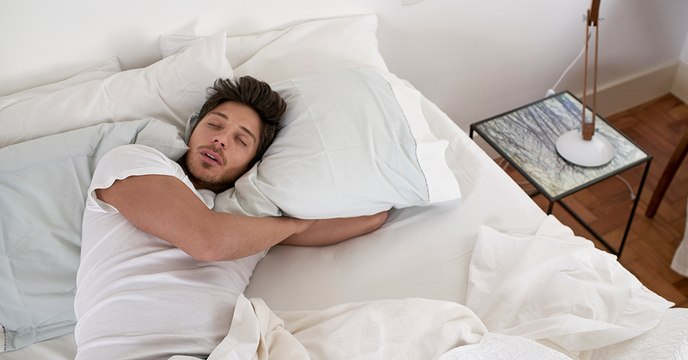 Hygiène : à quelle fréquence faut-il laver sa couette ?