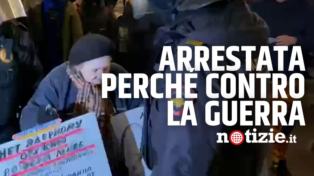 Guerra Russia-Ucraina, anziana arrestata a San Pietroburgo perché contro la guerra: il video