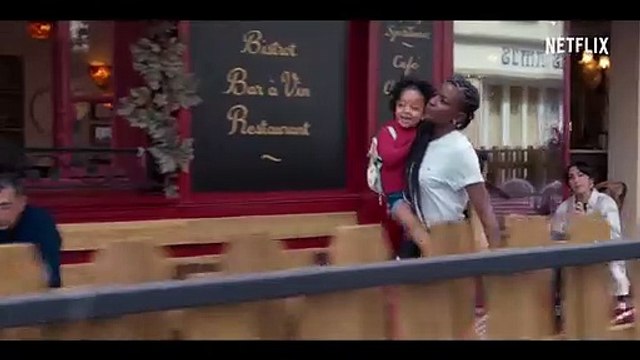 Découvrez les premières images de « Drôle », la nouvelle série de la créatrice de « Dix pour cent » lancée le 18 mars sur la plateforme Netflix - VIDEO