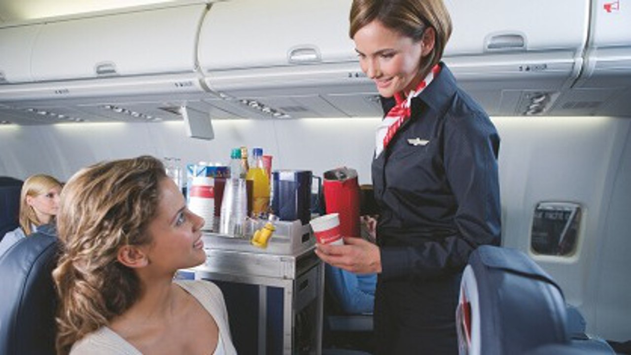 Découvrez 9 choses gratuites que l'on peut demander dans un avion