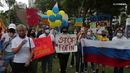 Manifestanti a Panama: "Chiudete il canale alle navi russe"