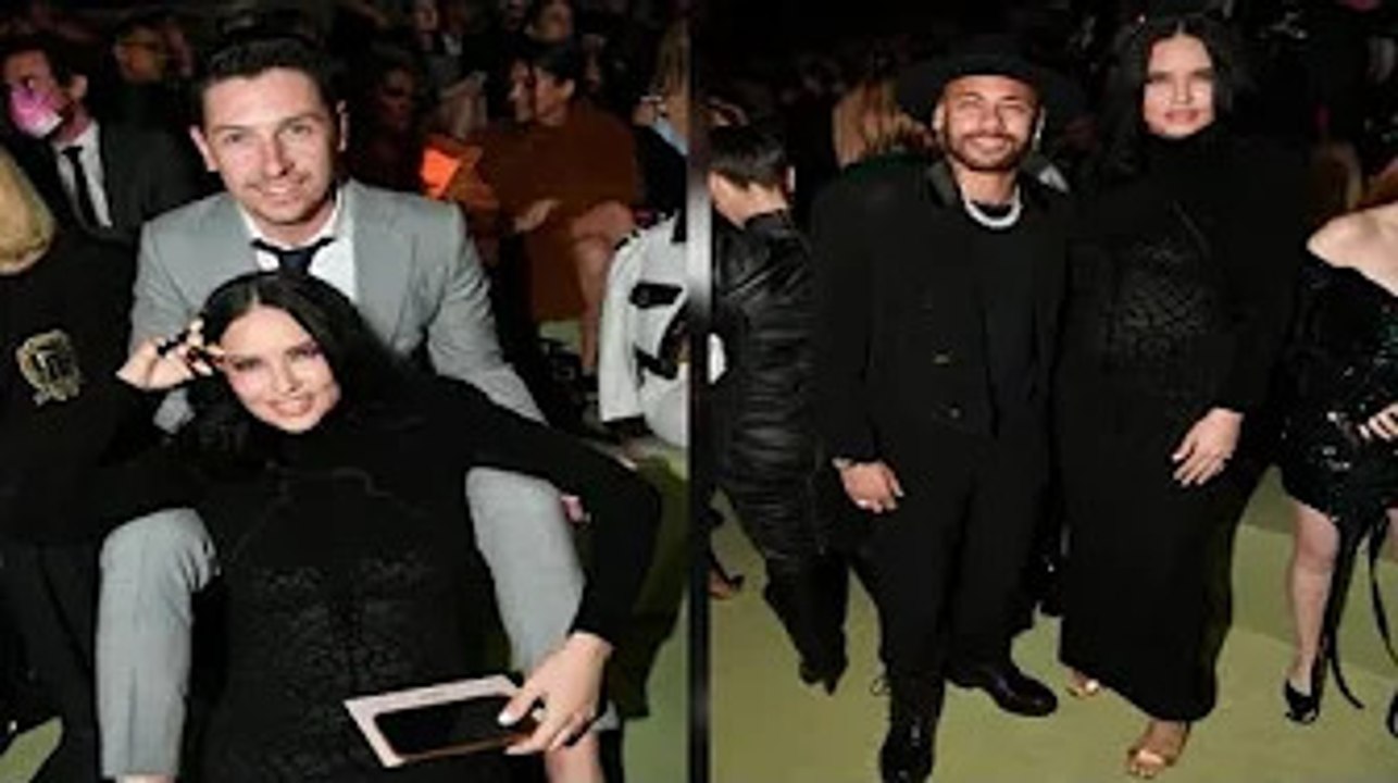 Adriana Lima, enceinte  radieuse et amoureuse a...