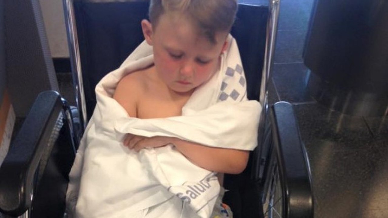 Pourquoi les maillots de bains pour petit garçon sont-ils dangereux ? Voici la réponse