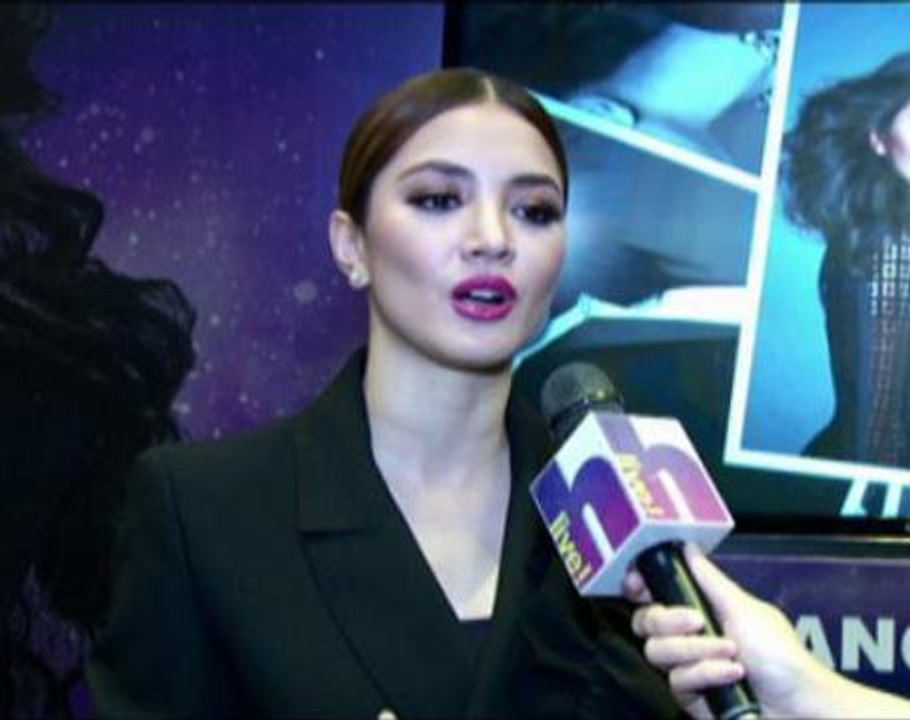 Fazura bersama Universal Music Malaysia