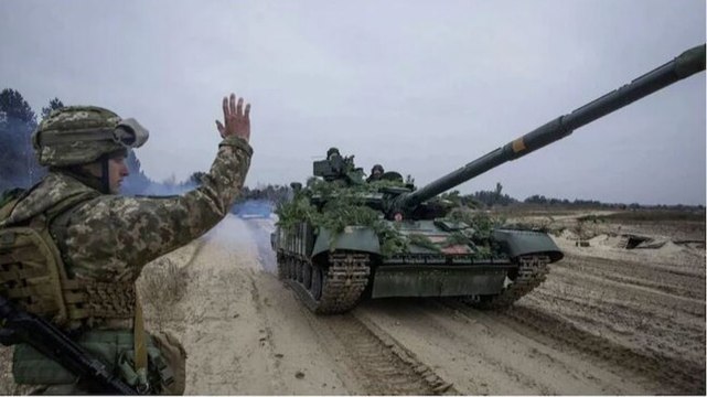 Kyiv, Kharkiv brace for Russian assault; Kyiv hospital shifts maternity ward to basement; more