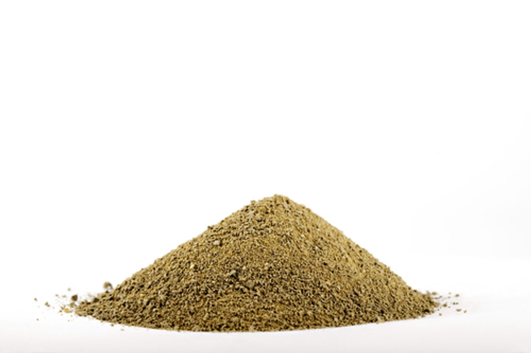 Argile verte : acné, estomac, cheveux... toutes les utilisations de l'argile verte