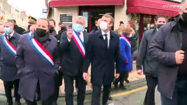 Эммануэль Макрон официально баллотируется на следующий срок