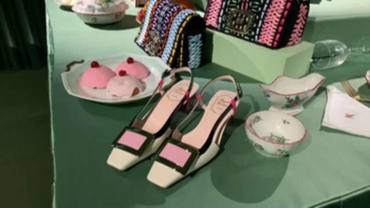 Roger Vivier y Christian Louboutin preparan sus zapatos para grandes bailes