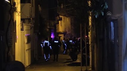 Polis aracına ateş eden kişi yakalandı