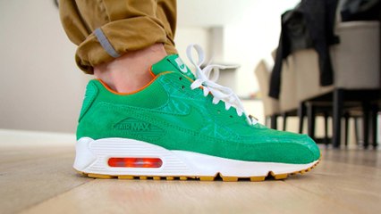 Pourquoi la mode du pantalon retroussé persiste malgré ce froid glacial ?