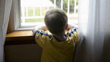 À partir de quel âge peut-on laisser son enfant sans surveillance ?