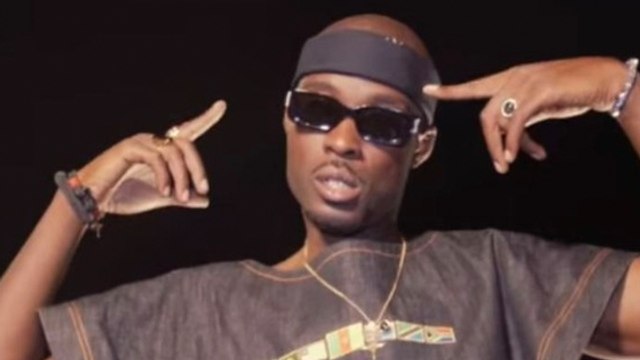 Clip anti-blancs : le racisme est possible mais la discrimination des blancs n'existe pas , déclare le président d'honneur du CRAN