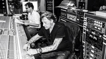 Sortie de l'album de Johnny Hallyday : Laeticia dévoile des vidéos inédites de son mari