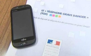 "Téléphone grand danger" : comment fonctionne ce dispositif qui aide à protéger les femmes battues ?
