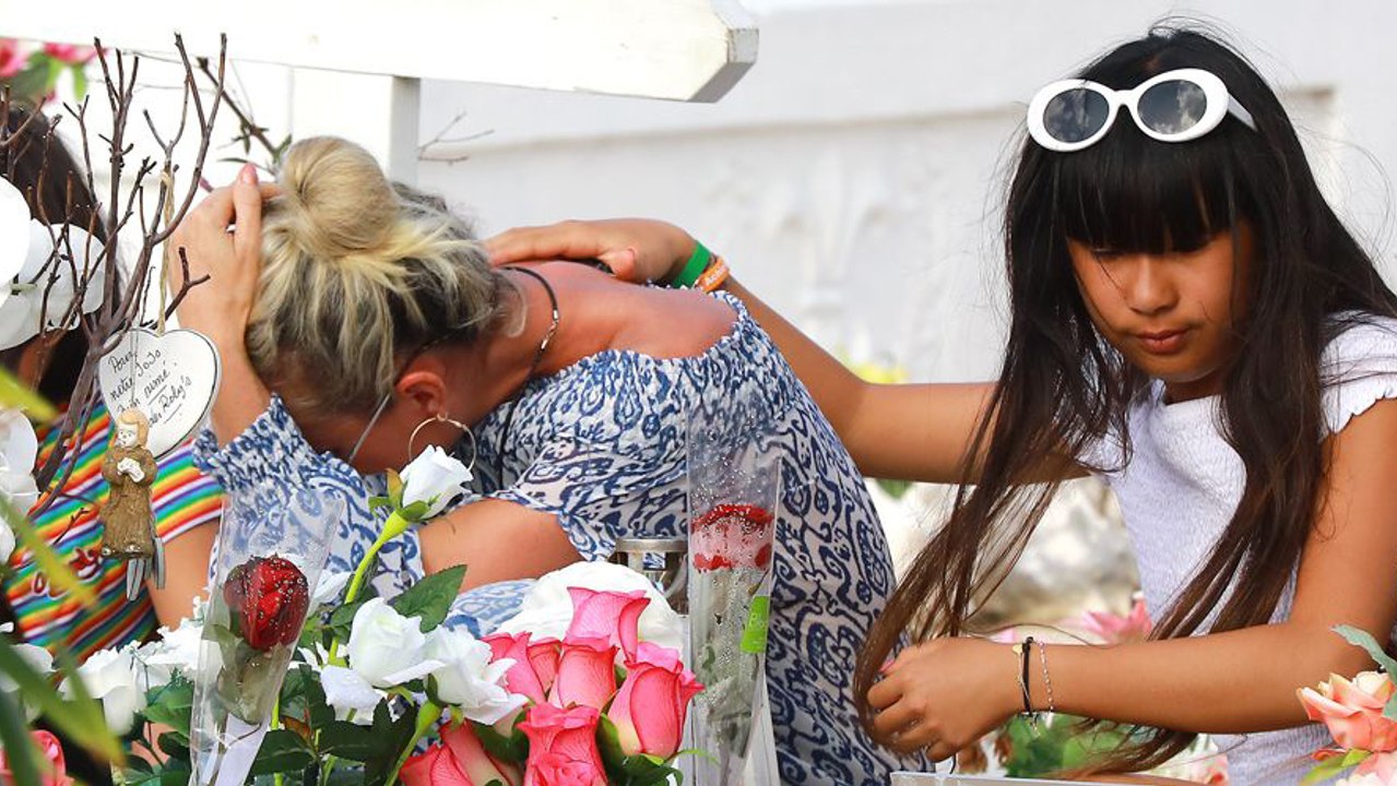 "Personne ne pense à la douleur des gamines" : un proche révèle la terrible souffrance de Jade Hallyday