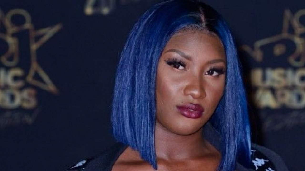 NRJ music awards : Aya Nakamura tacle Nikos parce qu'il l'a appelée "Yaka" Nakamura