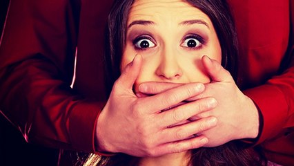 Insécurité : 26% des femmes renoncent à sortir seules