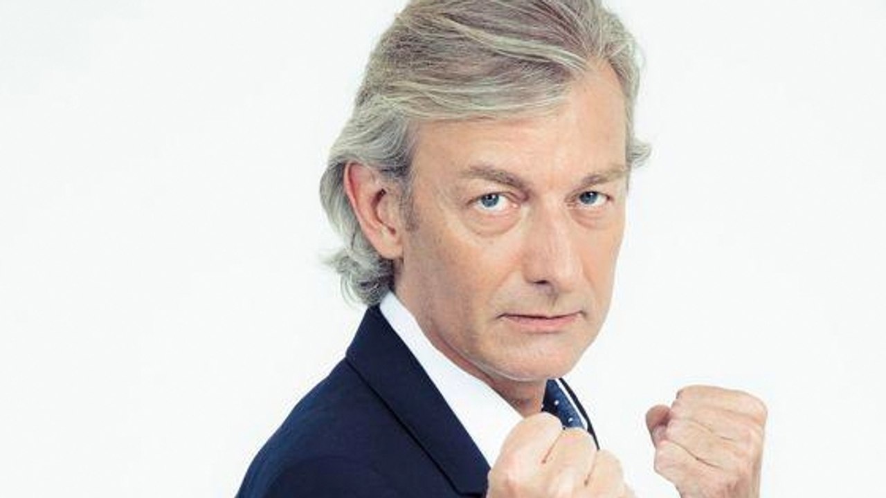 "Vous n’êtes le roi de rien, vous n’êtes même pas le roi du PAF, Stéphane Bern !", Gilles Verdez envoie bouler l'animateur