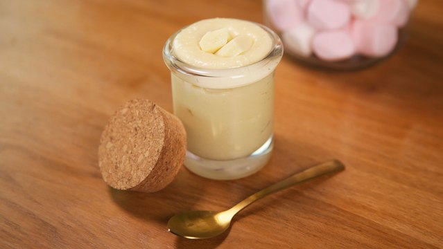 La recette de la pâte à tartiner chocolat blanc et noix de coco