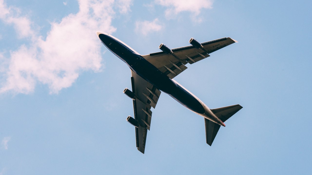 Cette femme a voyagé seule dans un avion de 160 passagers !