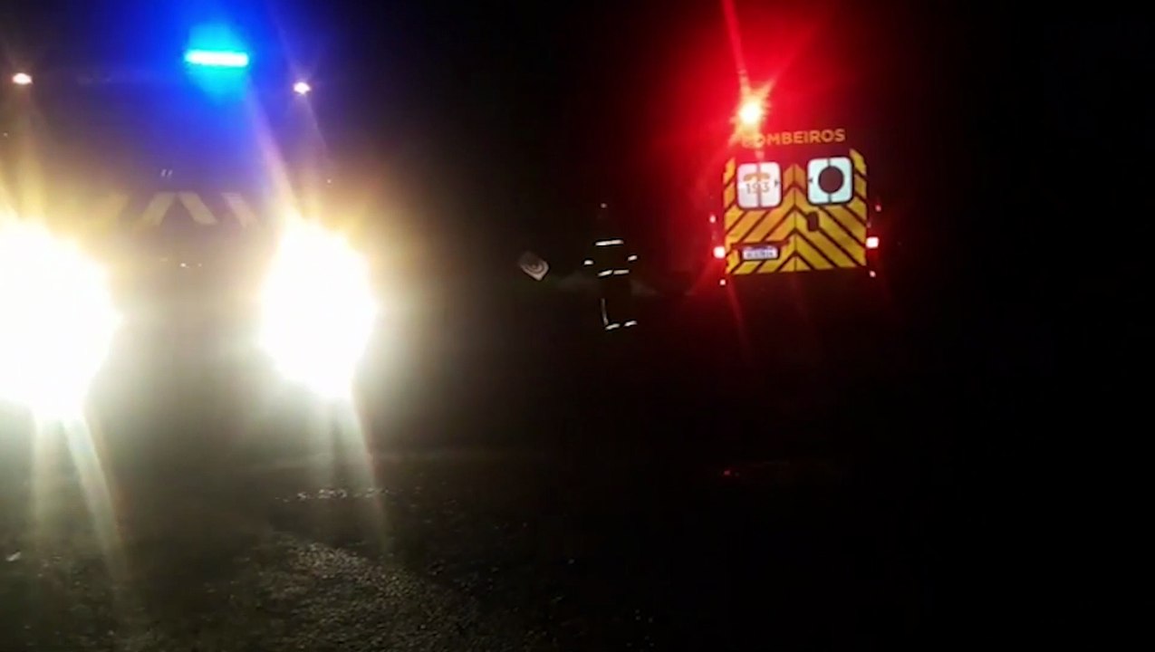 Caminhão atinge carro na BR-277 em Cascavel e deixa mulher ferida