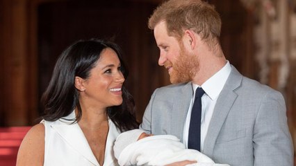La photo touchante de la reine Elizabeth II avec son nouvel arrière-petit-fils, une première