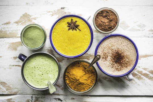 5 boissons brûle-graisse efficaces pour nettoyer son foie