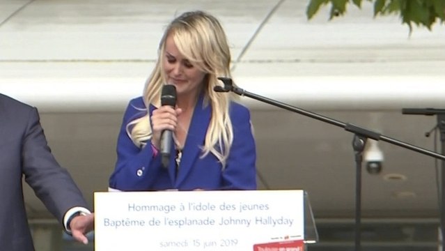 Hommage à Johnny Hallyday : Laeticia en larmes en évoquant son homme