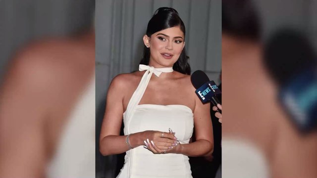 Kylie Jenner torride en sous-vêtements sur Instagram (Vidéo)