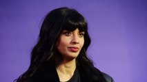 Jameela Jamil (The Good Place) forcée de faire son coming-out : la réponse de son compagnon