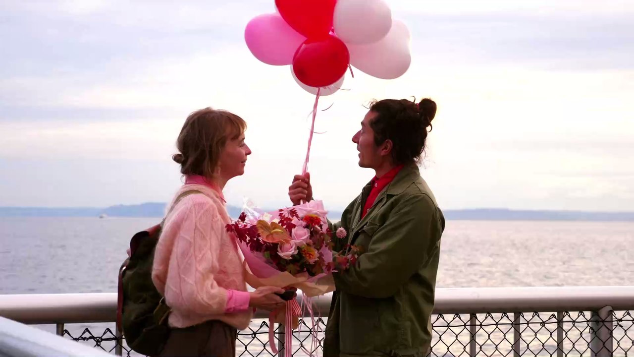 Cara Delevingne : son baiser torride enflamme la Toile