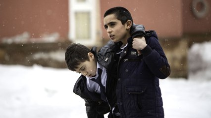 Okul Tıraşı Fragman