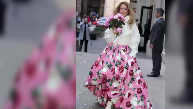 Céline Dion ose le look décalé avec une robe rose à fleurs XXL