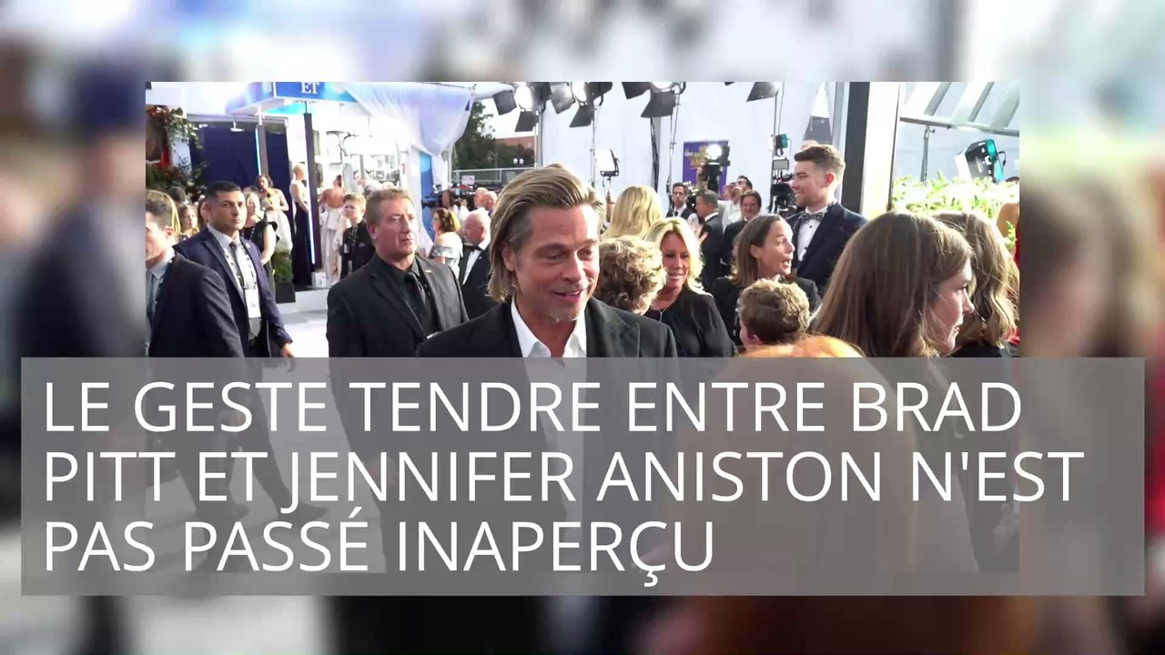 Jennifer Aniston et Brad Pitt au SAG Awards 2020 : les tendres retrouvailles (VIDÉO)