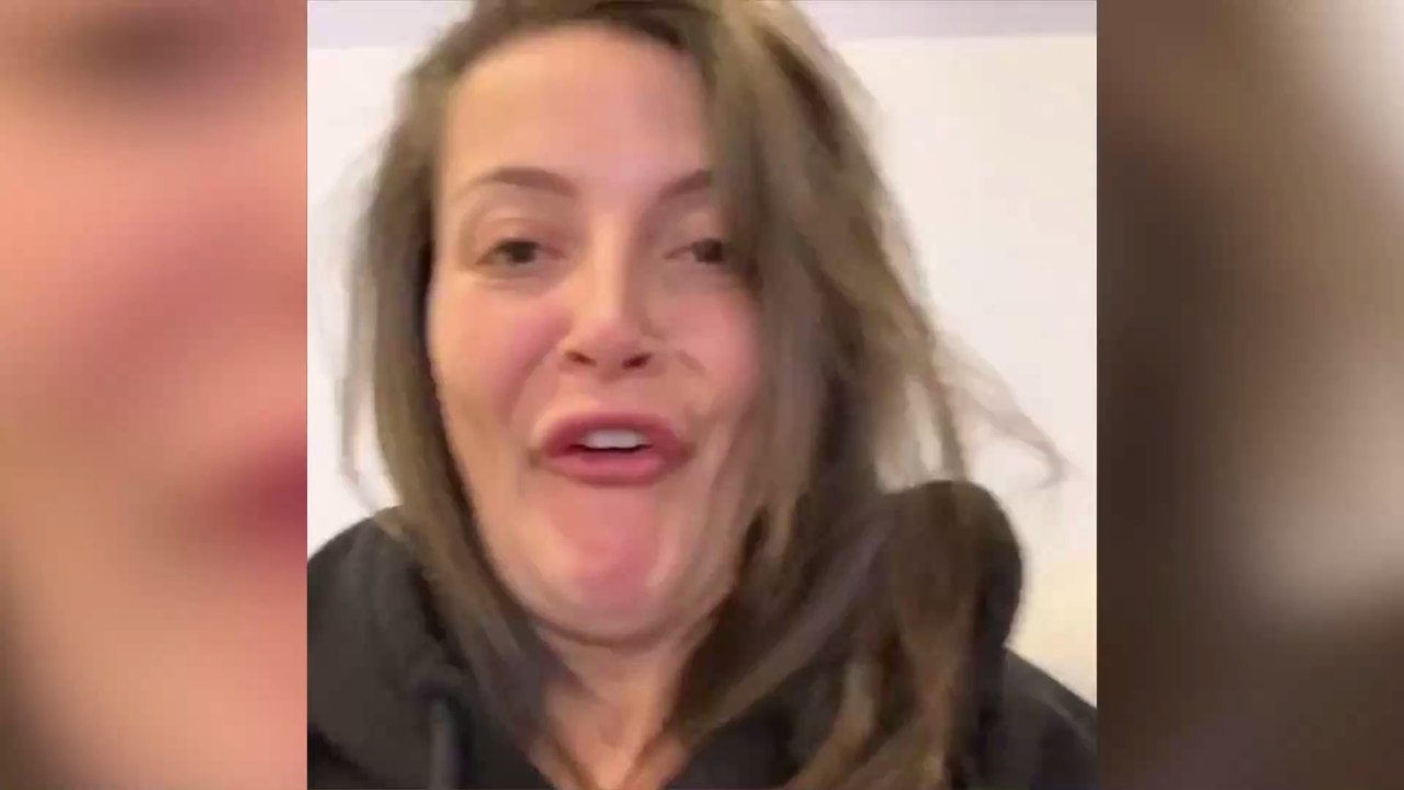 Camille Lellouche : son imitation d'Emmanuel Macron fait mourir de rire les internautes