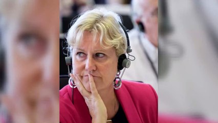 Tải video: Nadine Morano s’attire les foudres des internautes après son message à cet enfant atteint de nanisme