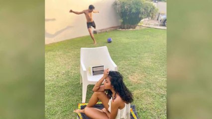 Clémence Botino, Miss France 2020 rayonnante dans un bikini sur la plage