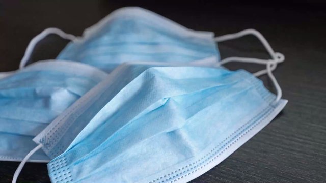 Covid-19, peut-on laver un masque chirurgical ?