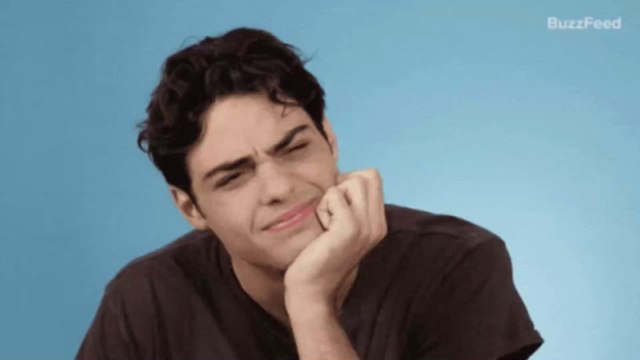 Noah Centineo donne son numéro à ses fans pour discuter avec ses fans pendant la quarantaine
