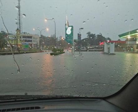 Kuala Krai dinaiki air berikutan hujan lebat