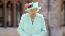 Elizabeth II : 5 fois où elle a enfreint le protocole royal !