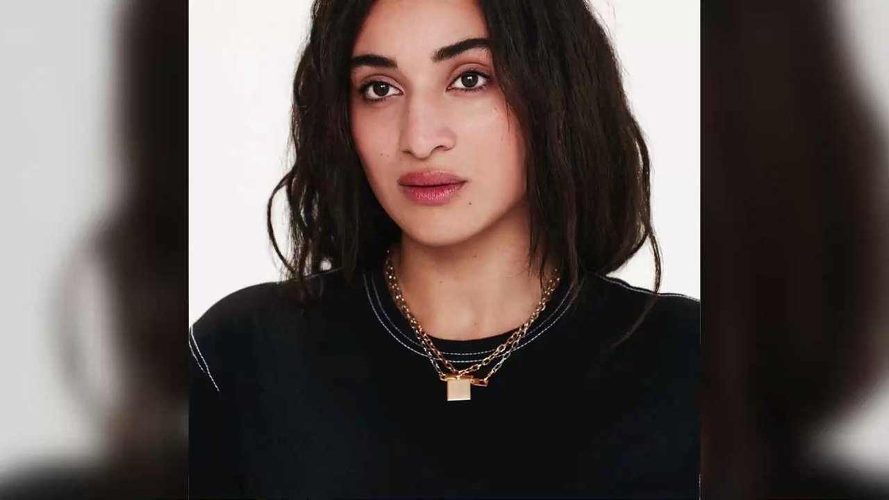 Camélia Jordana : 5 coiffures ultra stylées qui vont vous inspirer