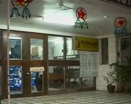 Mystery bombing at boxing bout wounds 33 in Philippines