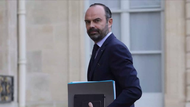 Remaniement : Edouard Philippe donne sa démission, Emmanuel Macron fait son mea-culpa