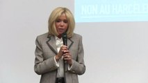 Brigitte Macron porte un parfum que vous pouvez vous offrir !