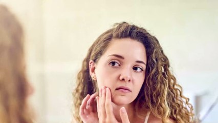 Ce lait végétal pourrait favoriser l'acné