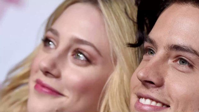 Riverdale : Lili Reinhart et Cole Sprouse seraient définitivement séparés