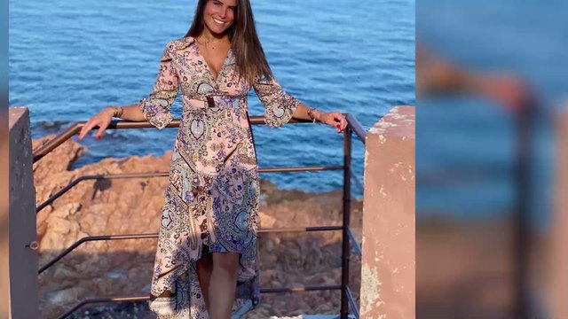 Karine Ferri : elle pose en maillot de bain sur la Côte d'Azur