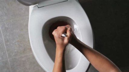 Cette erreur qu'il ne faut pas faire en lavant ses toilettes !